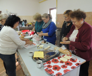 Posedenie s dôchodcami 26.10.2015