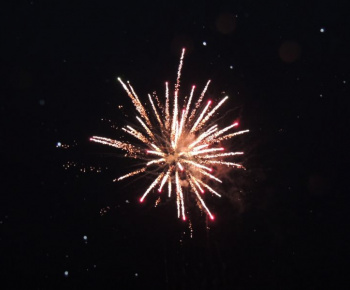 Ohňostroj na Nový rok 2015