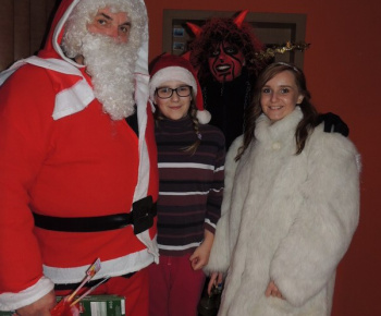 Mikuláš medzi deťmi 2014