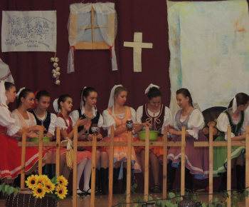 Úcta k starším a ukončenie projektu Karpatskej nadácie