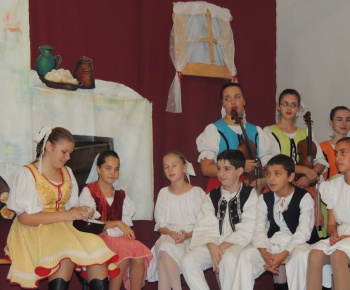 Úcta k starším a ukončenie projektu Karpatskej nadácie