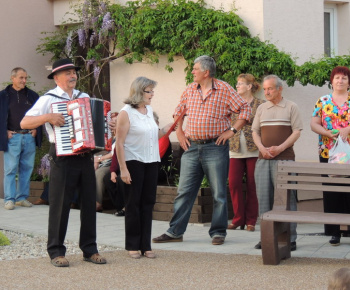 Stavanie mája 2013