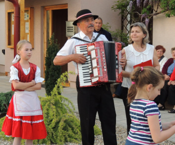 Stavanie mája 2013