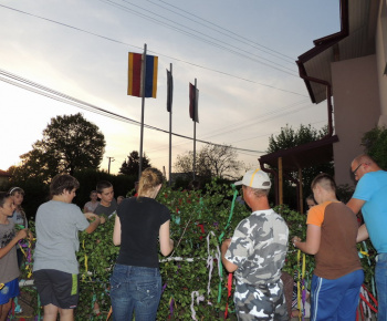 Stavanie mája 2013