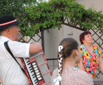 Stavanie mája 2013