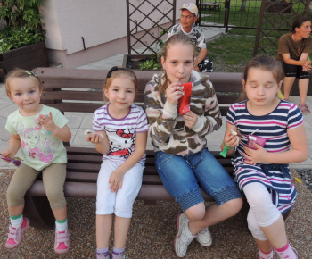 Stavanie mája 2013
