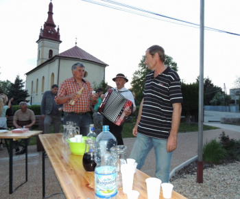 Stavanie mája 2013
