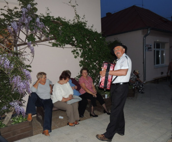 Stavanie mája 2013