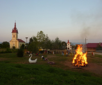 Oslavy SNP a vatra