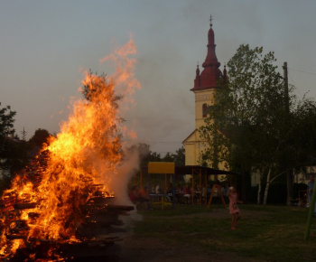 Oslavy SNP a vatra