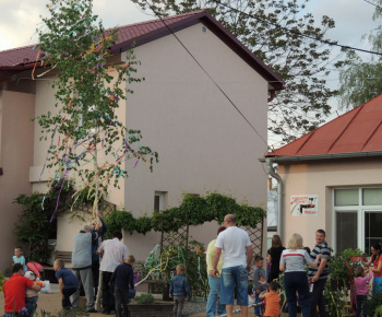 Máj 2014