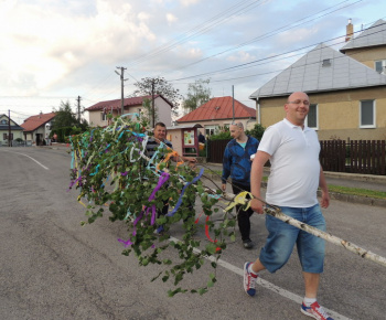 Máj 2014