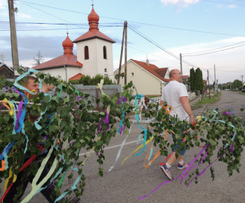 Máj 2014