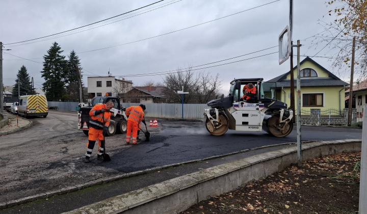 Rekonštrukcia časti miestnych komunikácii v obci Hažín