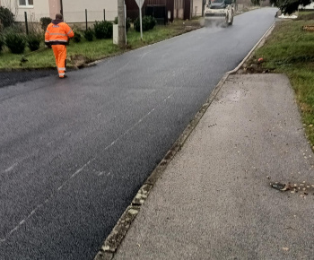 Rekonštrukcia časti miestnych komunikácii v obci Hažín