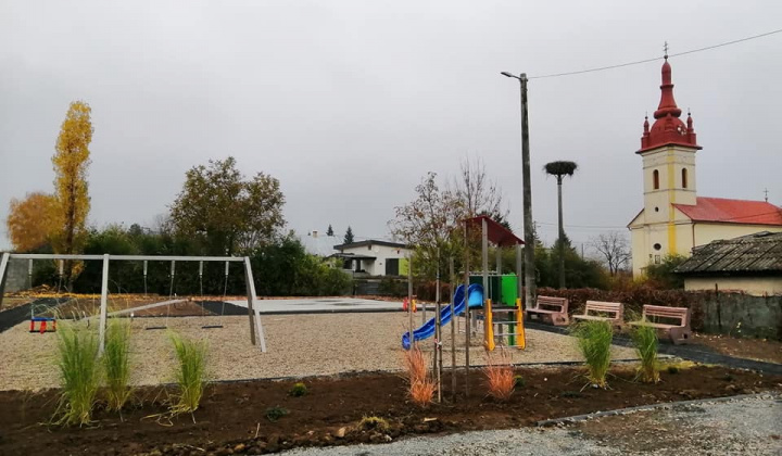 Ihriská, športoviská a fitnes