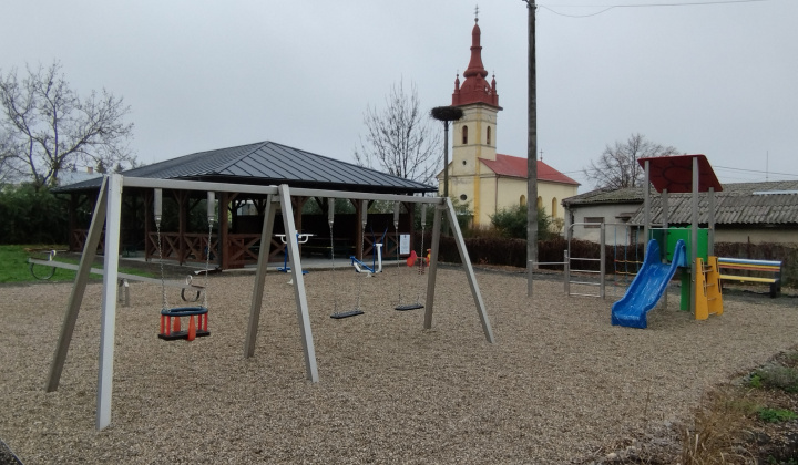 Ihriská, športoviská a fitnes