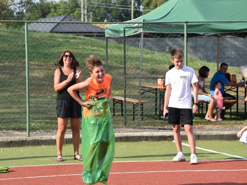 Stavanie mája 2013