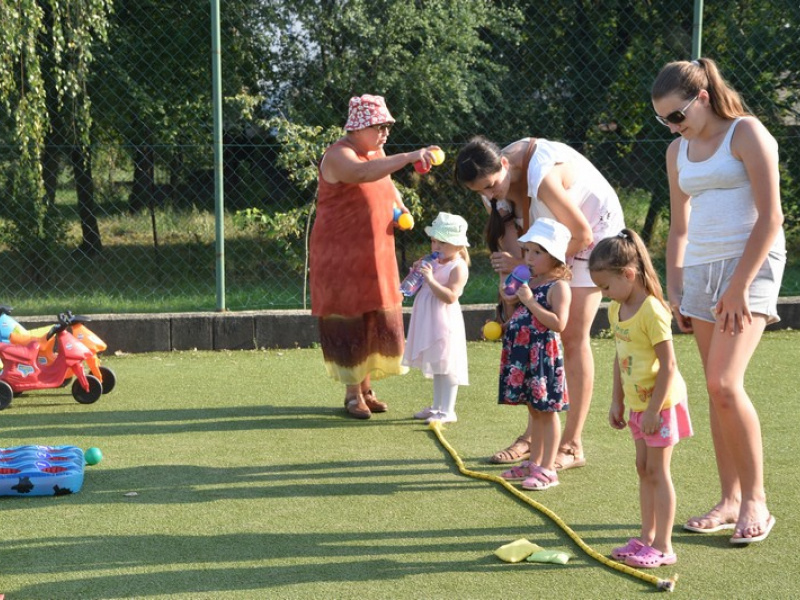 Stavanie mája 2013