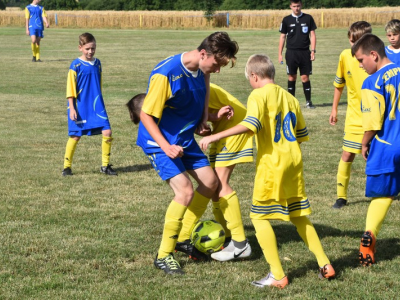 Stavanie mája 2013