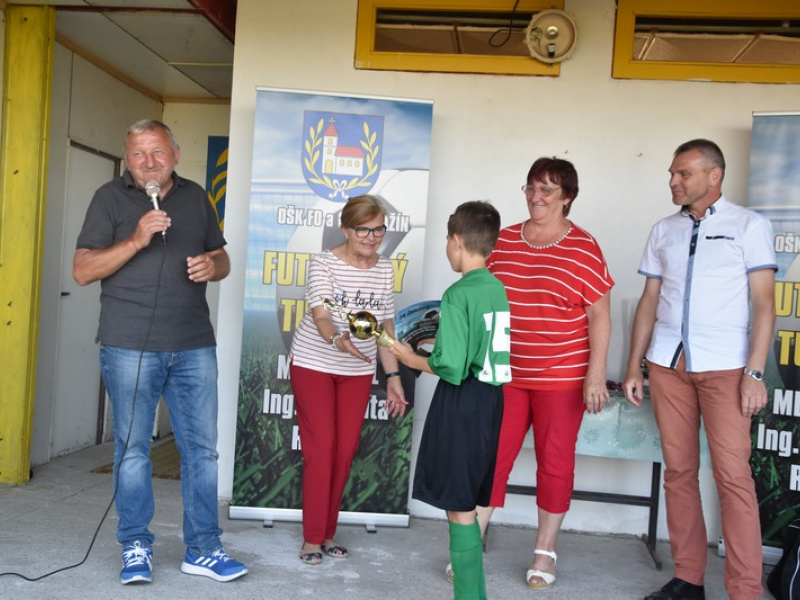 Stavanie mája 2013