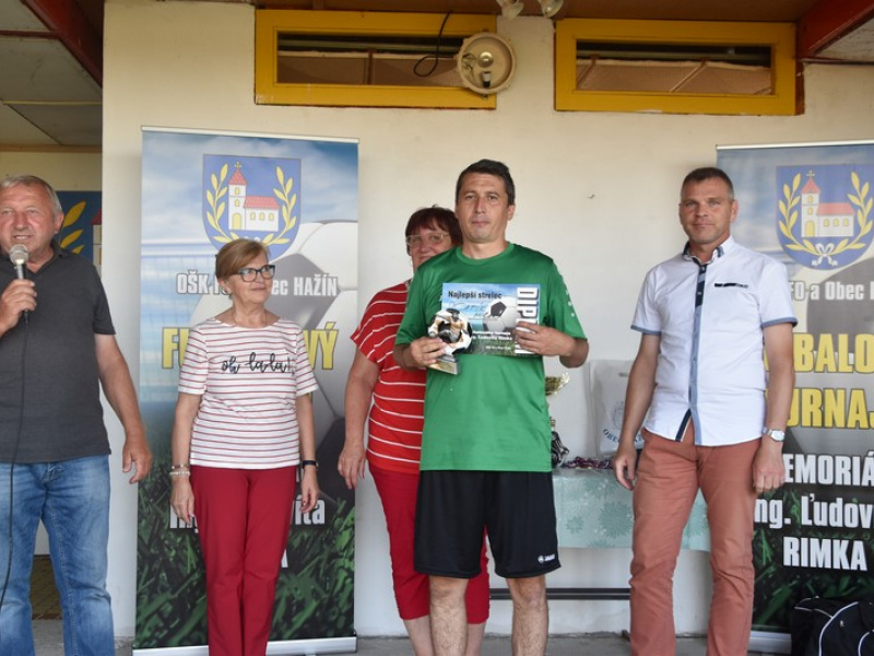 Stavanie mája 2013